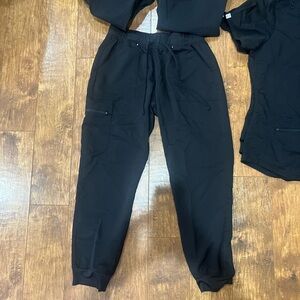 Lot of (4) Scrubstar Pants, Size Medium Petite Black Scrub Pants- GET ALLfor $17